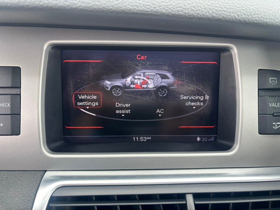 Used 2015 Audi Q7 3.0T Premium w/ Technology Package AWD/4WD image 30