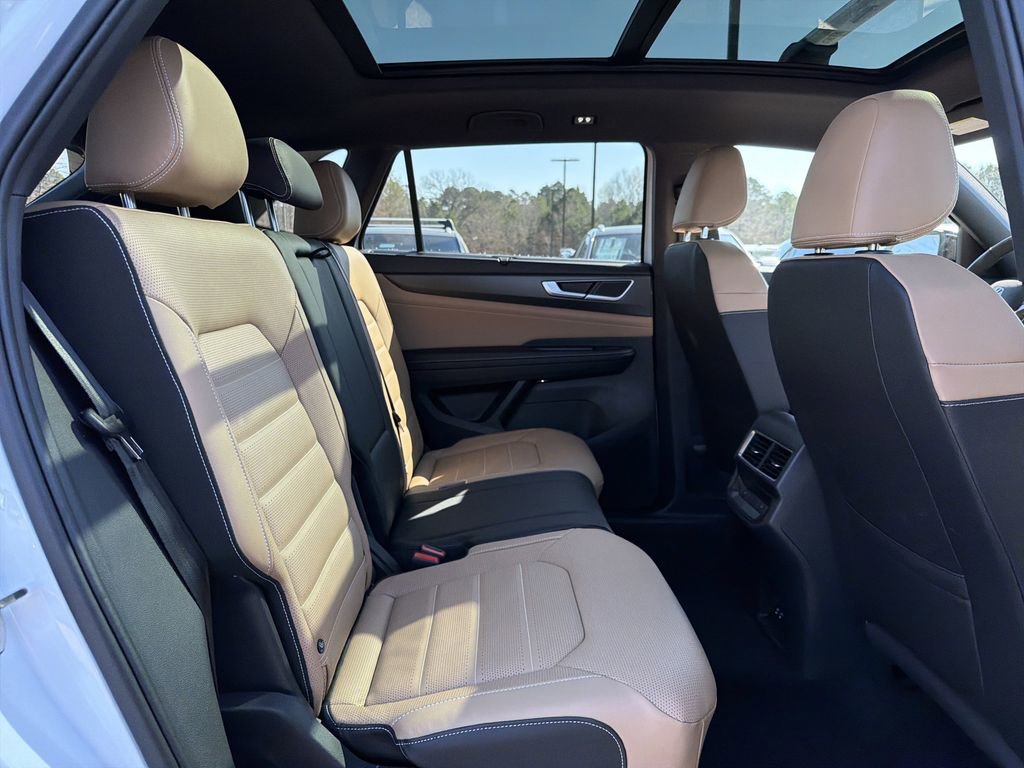New 2026 Volkswagen Atlas Cross Sport SEL R-Line image 17