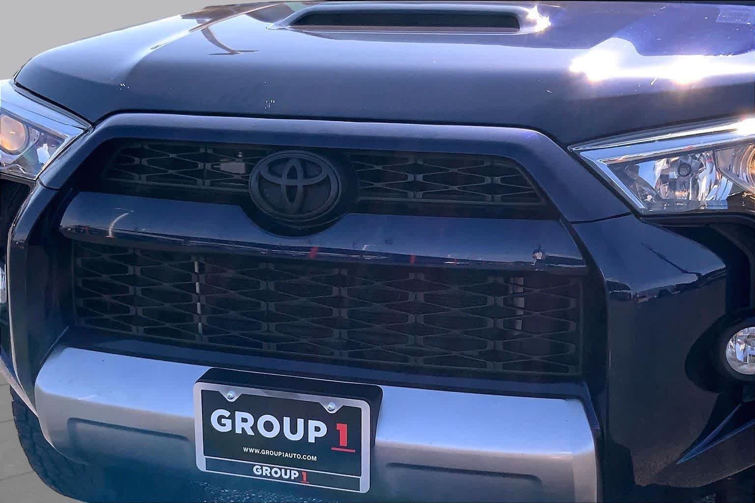 Used 2019 Toyota 4Runner TRD Off-Road Premium AWD/4WD image 30