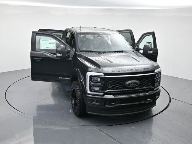 New 2025 Ford F250 XLT w/ Black Appearance Package image 45