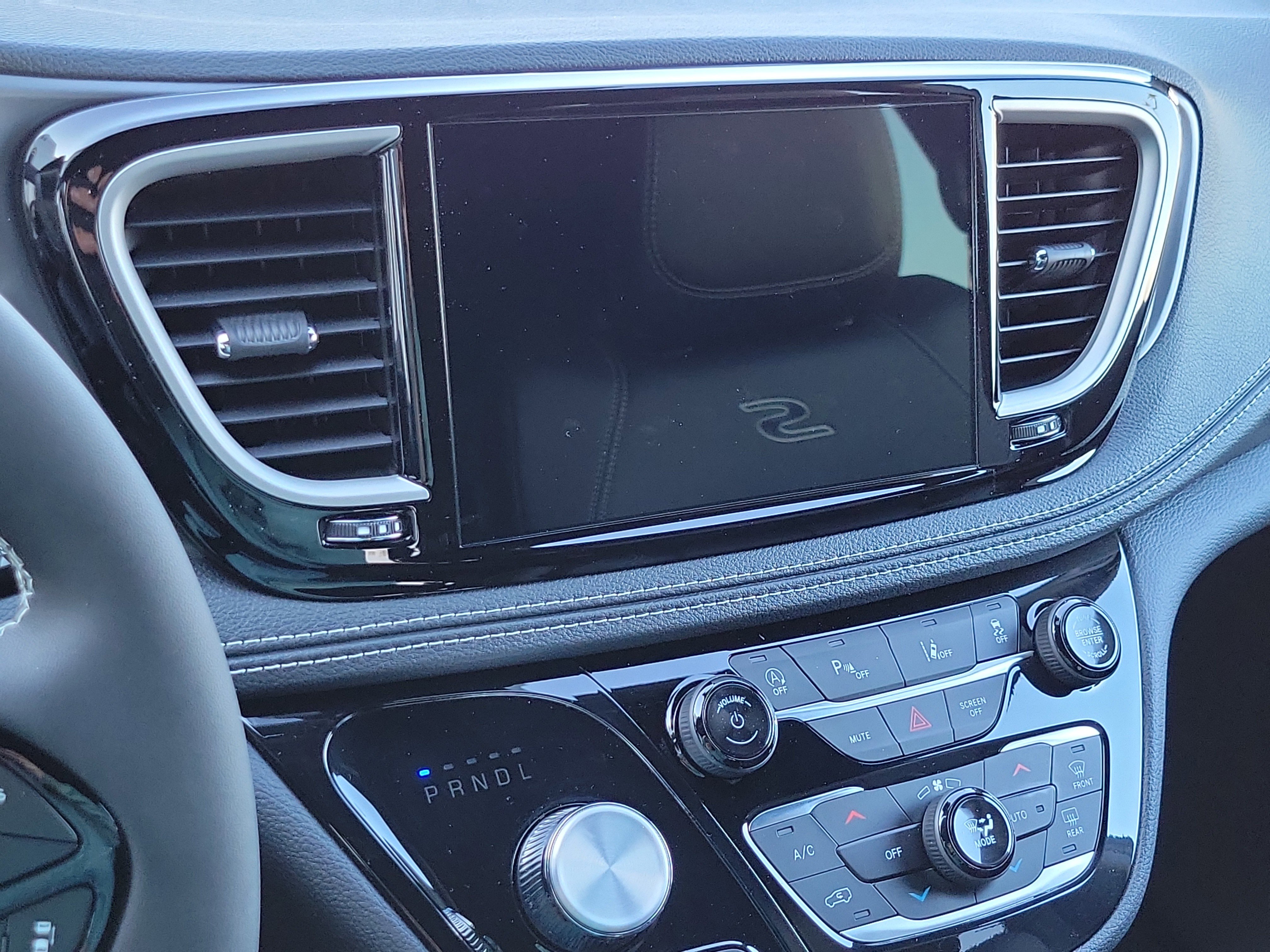 New 2026 Chrysler Pacifica Select FWD image 14