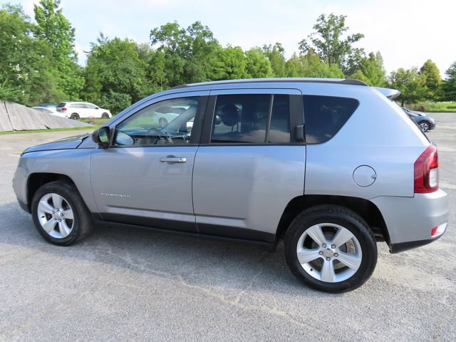 Used 2016 Jeep Compass Sport w/ Power Value Group FWD image 10