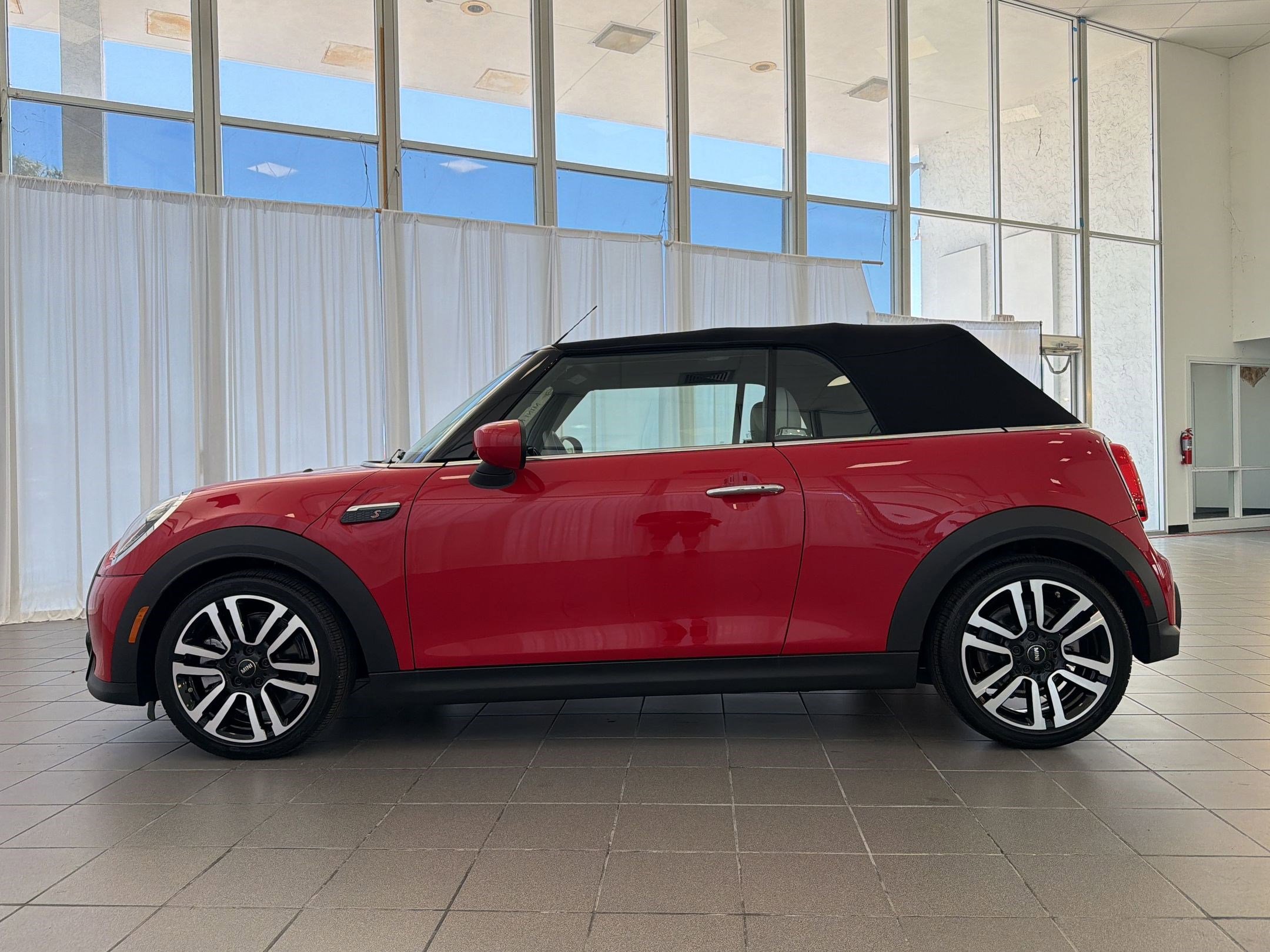 Certified 2024 MINI Cooper S w/ Signature Upholstery Package image 2