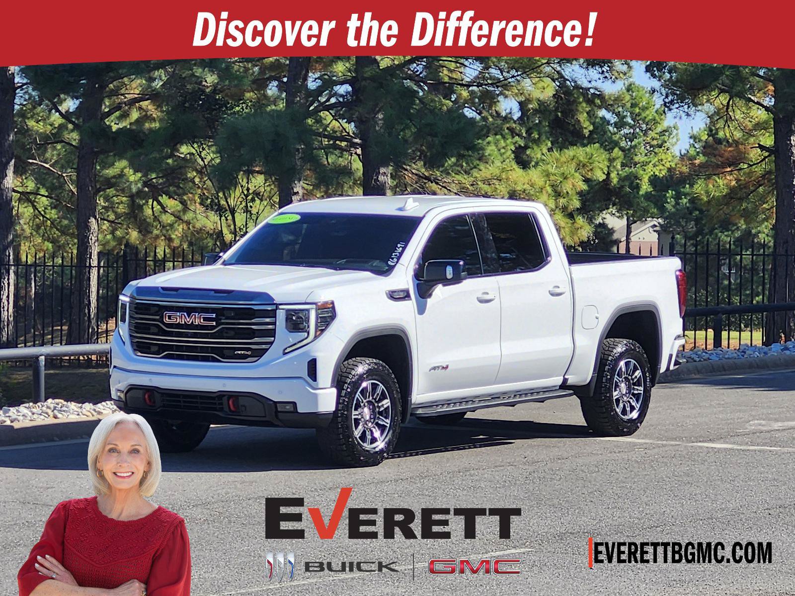 Used 2024 GMC Sierra 1500 AT4 w/ Technology Package AWD/4WD image 1