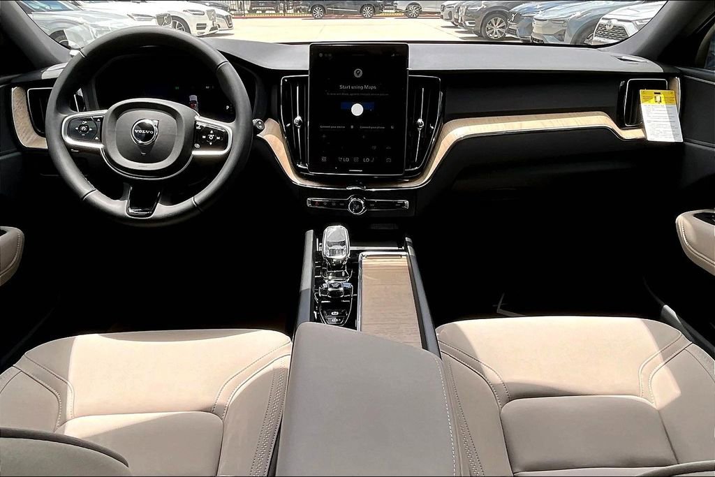 New 2026 Volvo XC60 B5 Plus w/ Protection Package Premier image 9
