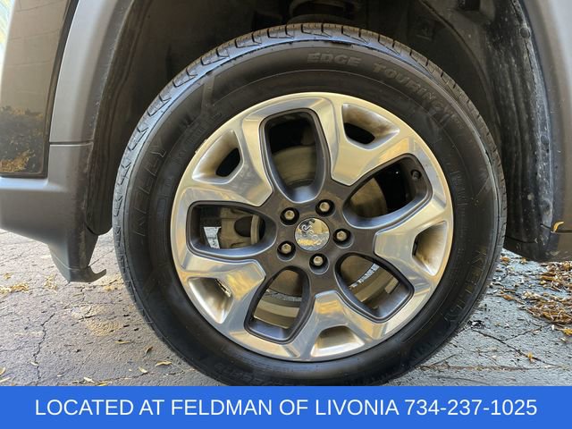 Used 2020 Jeep Compass Limited image 31