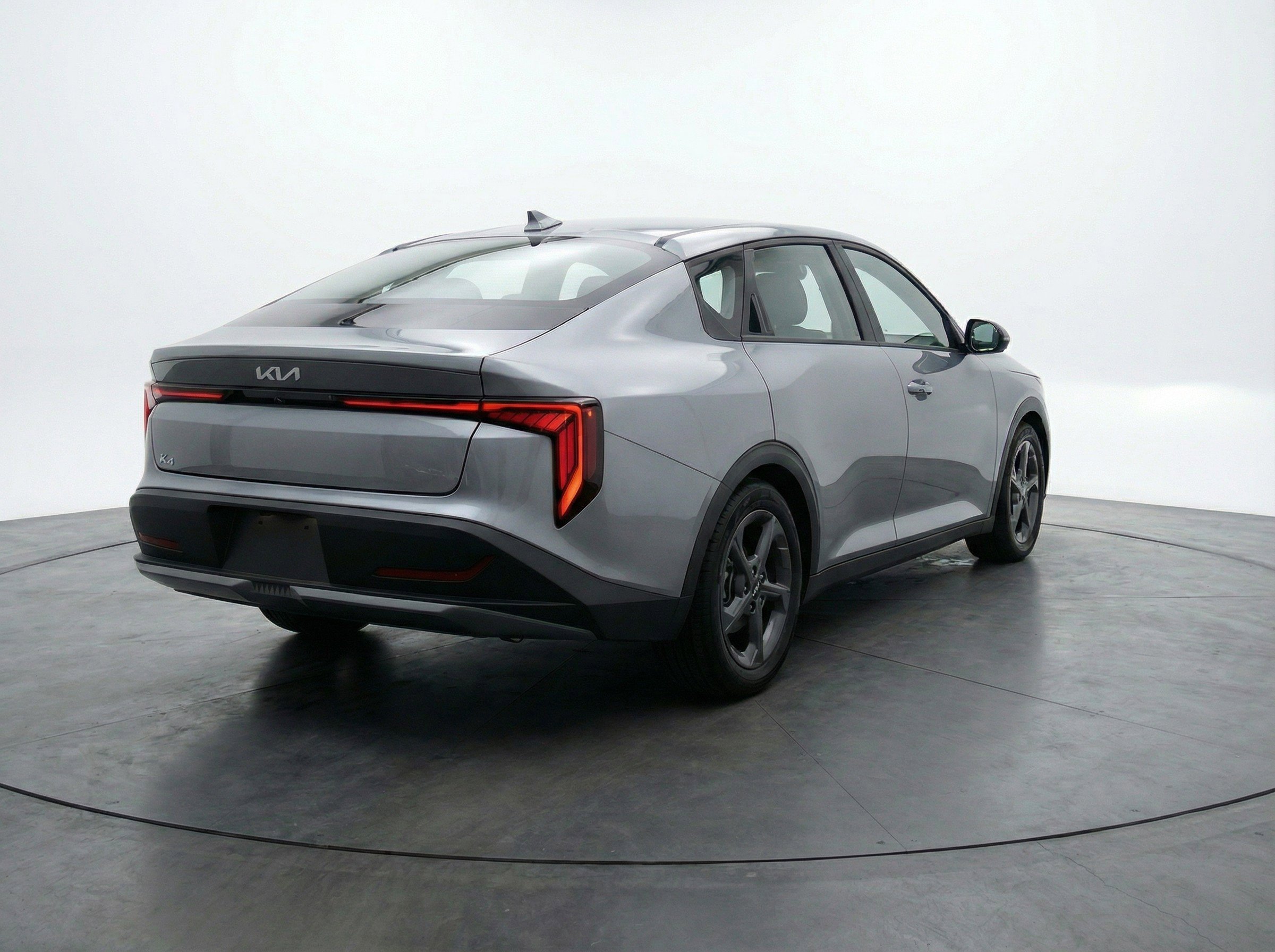 Used 2025 Kia K4 FWD image 9