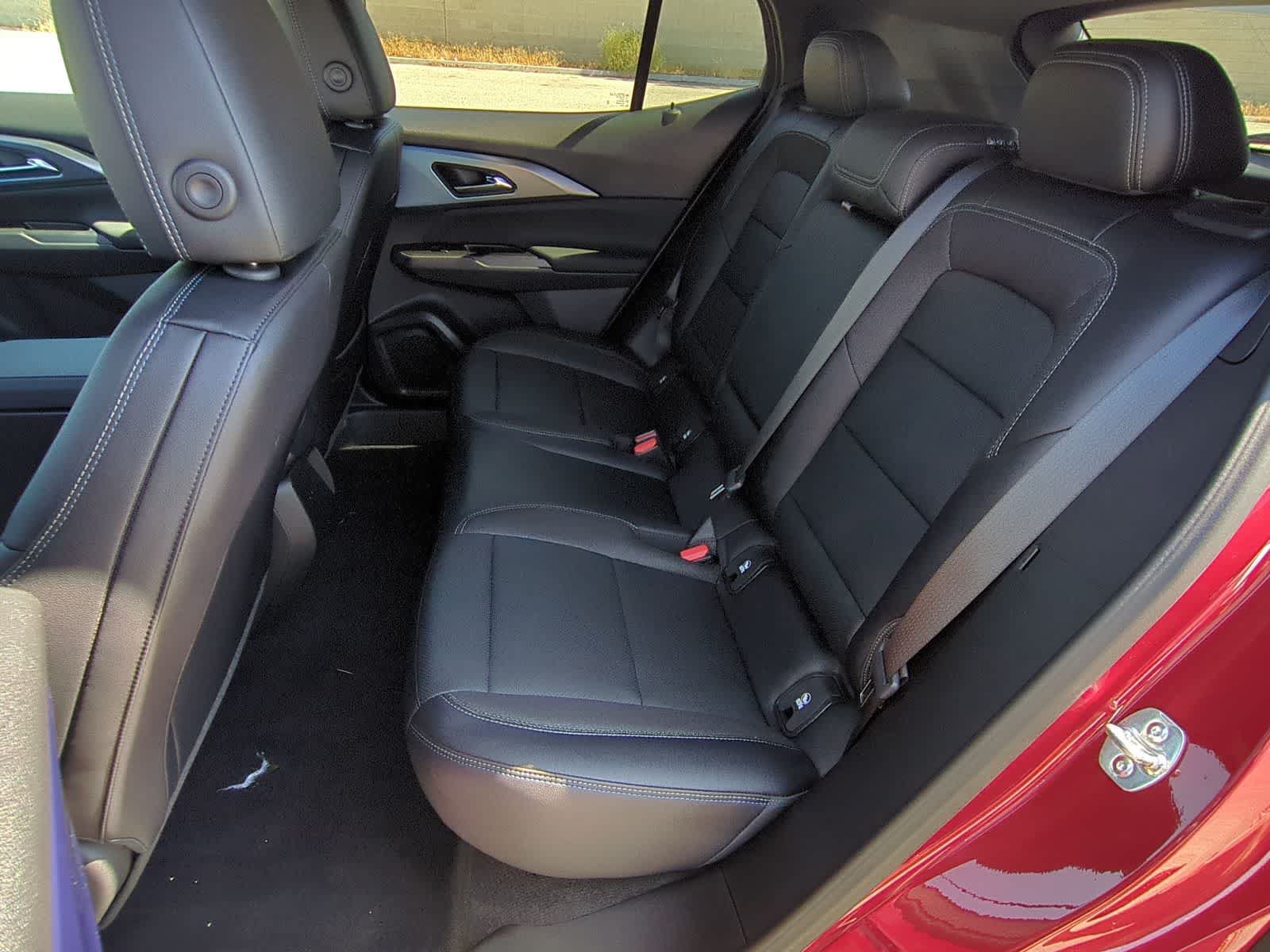 New 2026 Chevrolet Equinox EV LT AWD/4WD image 24
