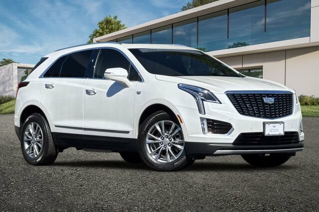Certified 2023 Cadillac XT5 Premium Luxury w/ LPO, Floor Liner Package AWD/4WD image 2