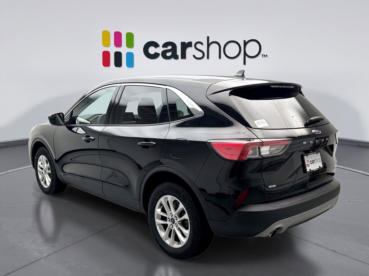 Used 2022 Ford Escape SE w/ Convenience Package image 3