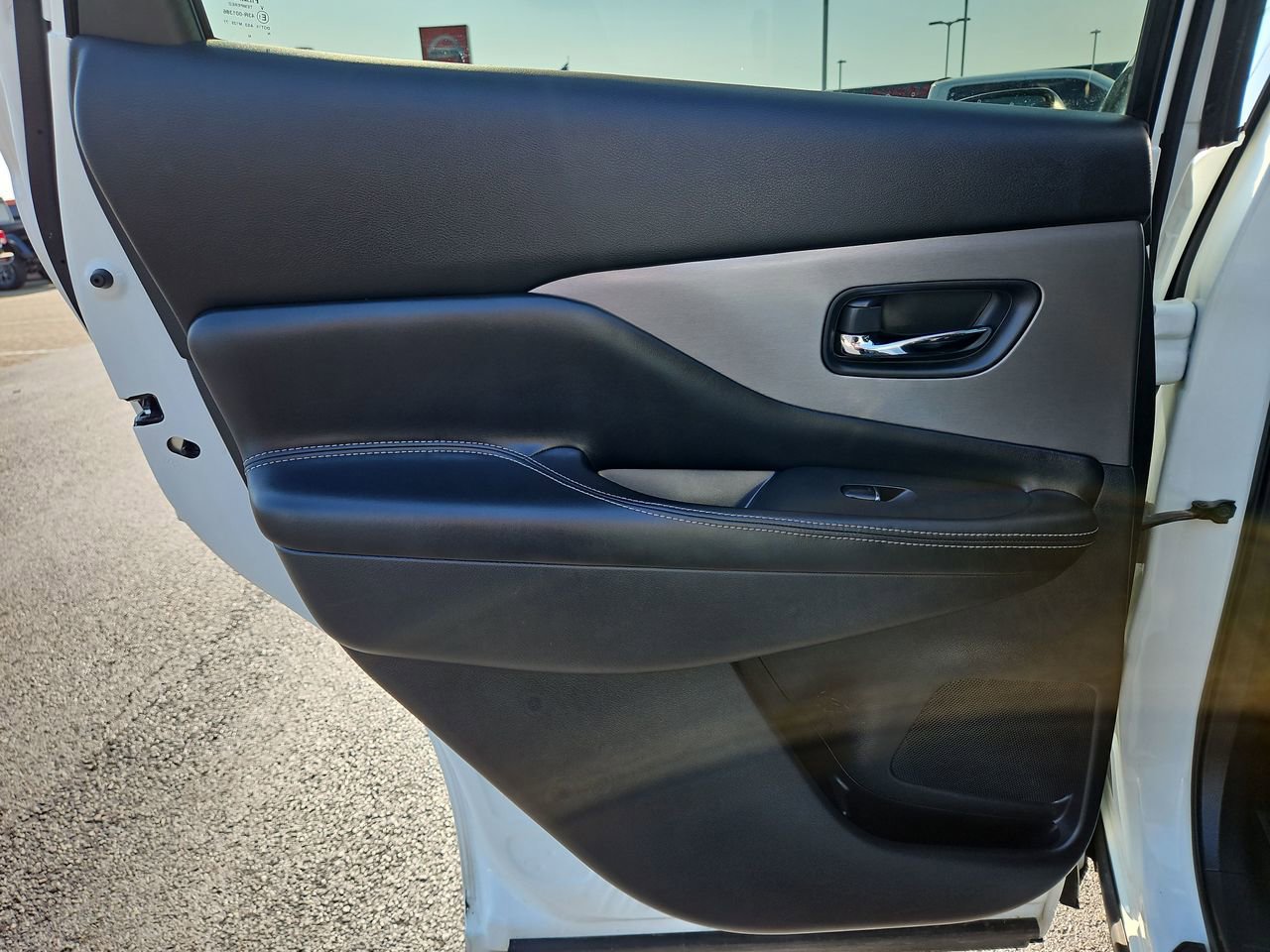 Used 2024 Nissan Murano SL image 14