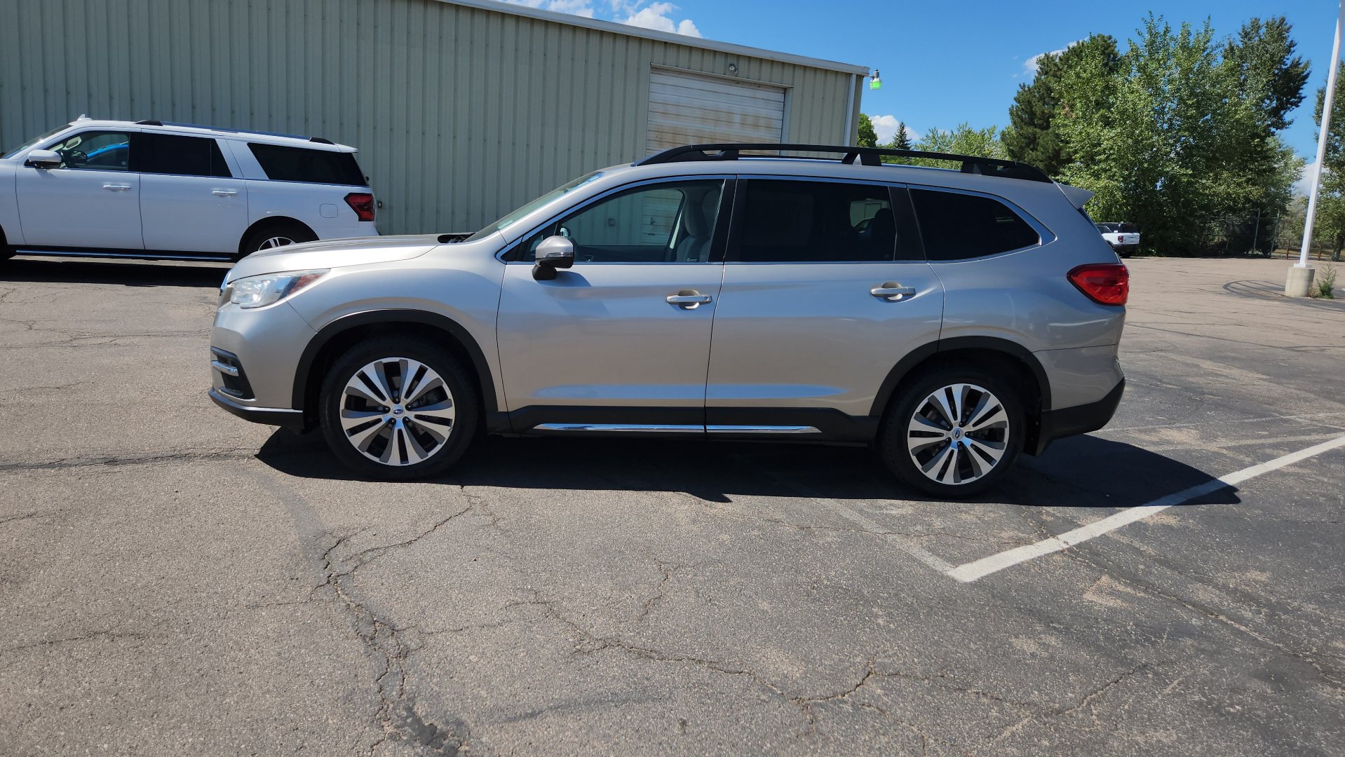 Used 2019 Subaru Ascent Limited AWD/4WD image 4