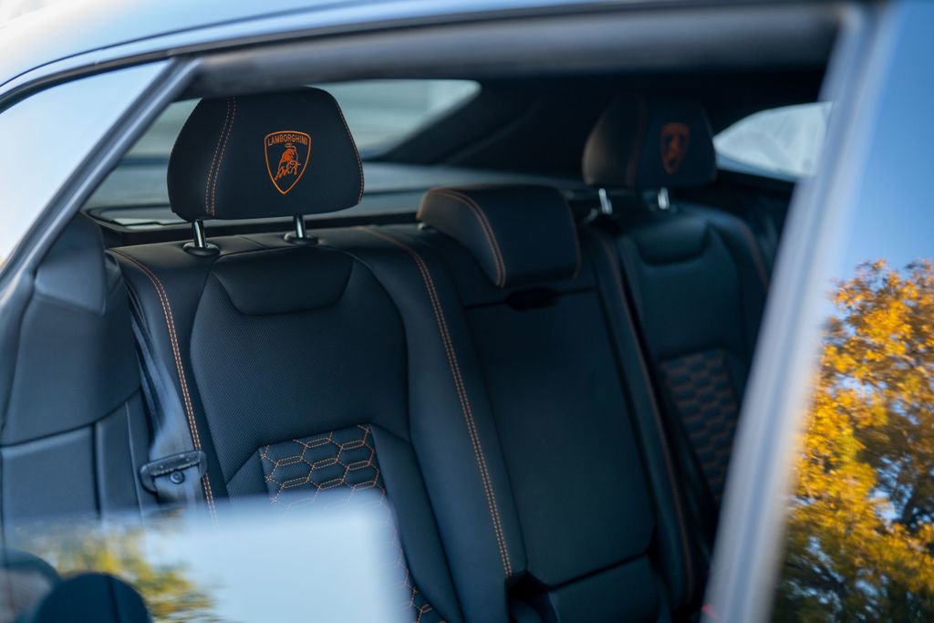 Used 2024 Lamborghini Urus S image 35