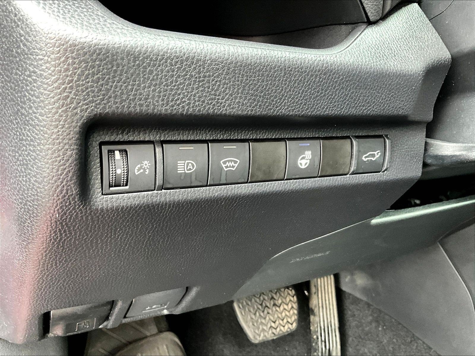 Used 2024 Toyota RAV4 XLE Premium w/ Weather Package AWD/4WD image 39