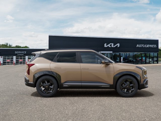 New 2027 Kia Seltos X-Line S w/ X-Line S Premium Package AWD/4WD image 7