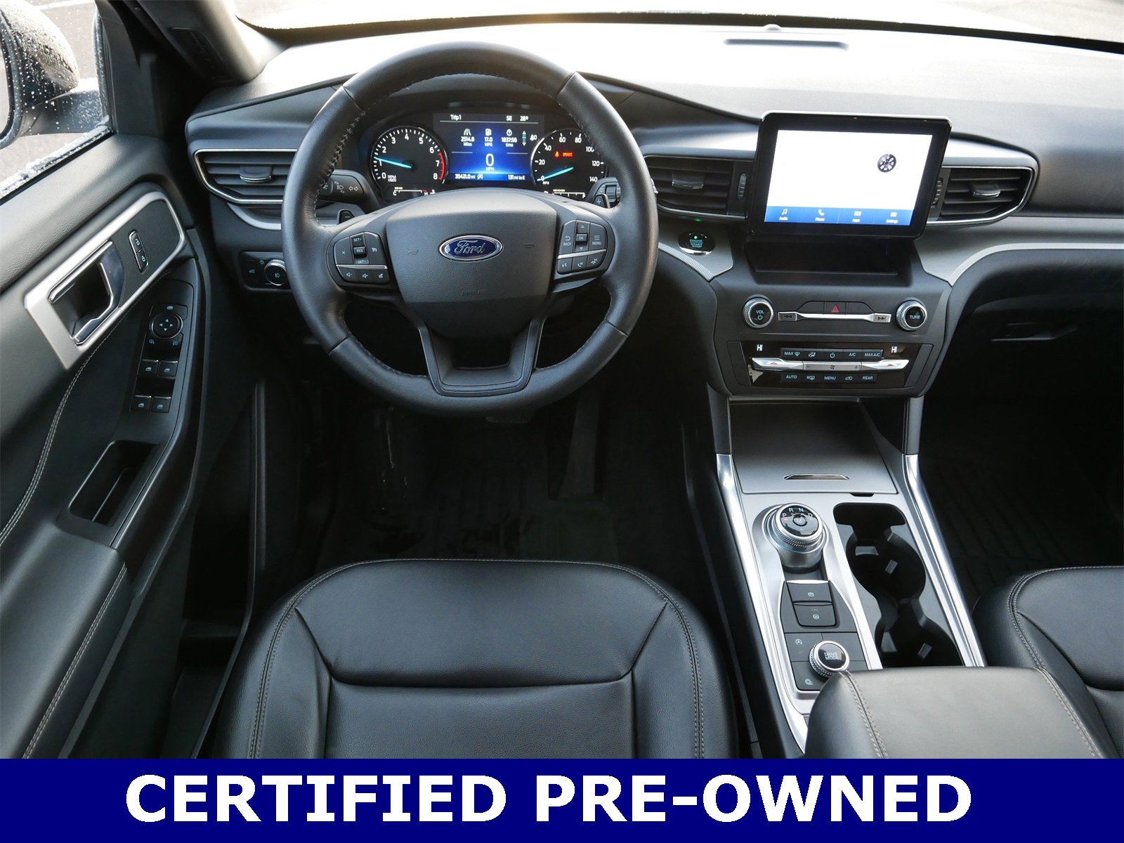 Certified 2020 Ford Explorer XLT w/ Equipment Group 202A image 18