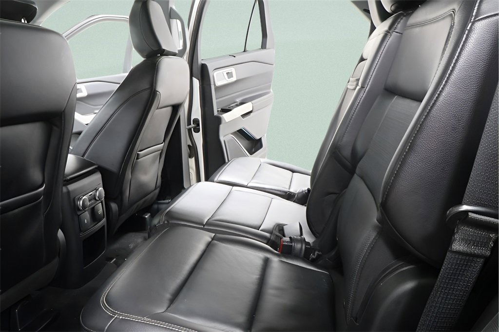 Used 2021 Ford Explorer Limited image 28