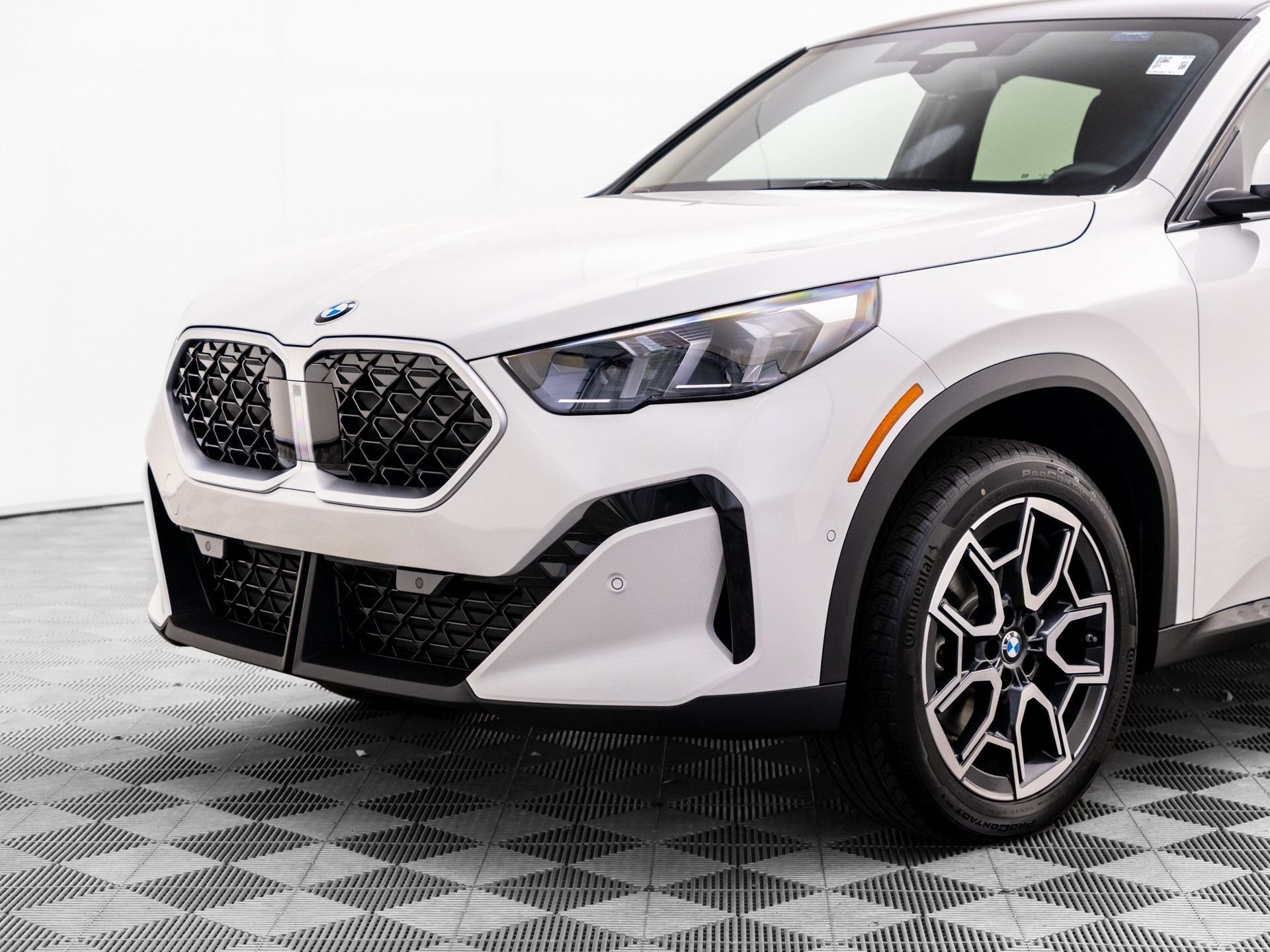 New 2026 BMW X2 xDrive28i w/ Convenience Package AWD/4WD image 39