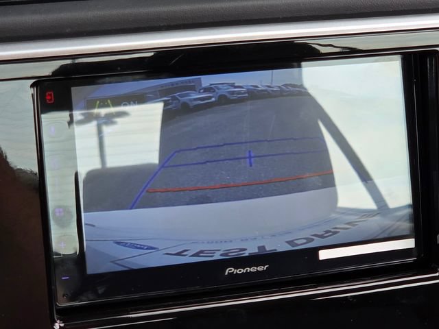 Used 2018 Toyota Corolla LE FWD image 23