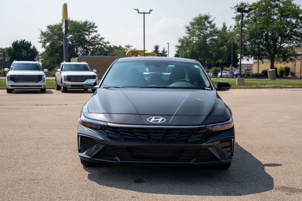 New 2025 Hyundai Elantra Sport image 2