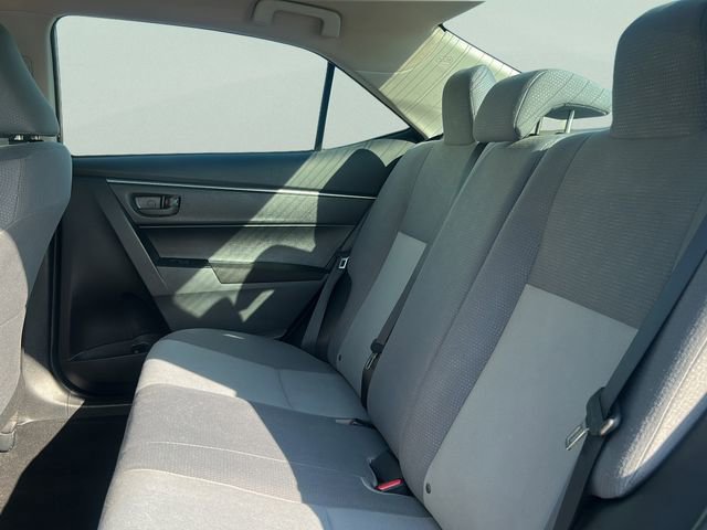 Used 2015 Toyota Corolla L image 16
