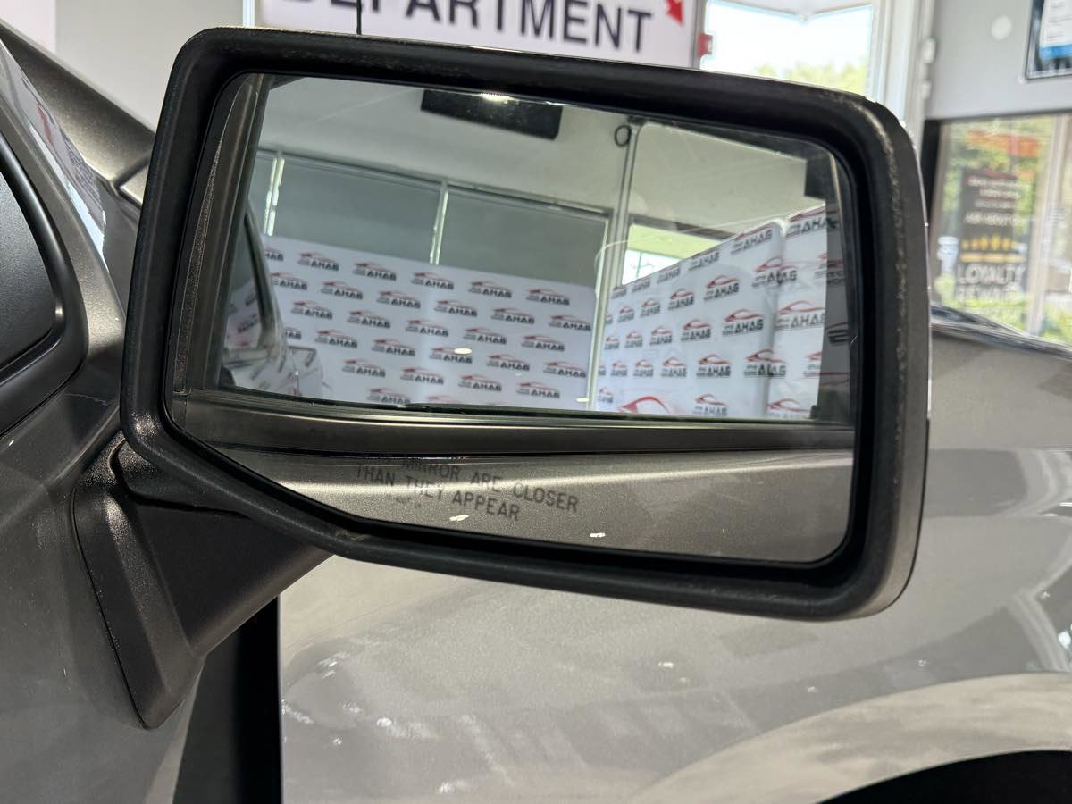 Used 2025 Chevrolet Silverado 1500 LT AWD/4WD image 10
