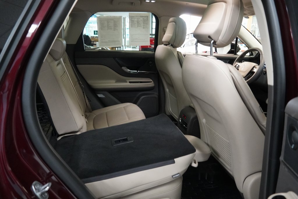 Used 2020 Lincoln Corsair Reserve w/ Elements Package image 24