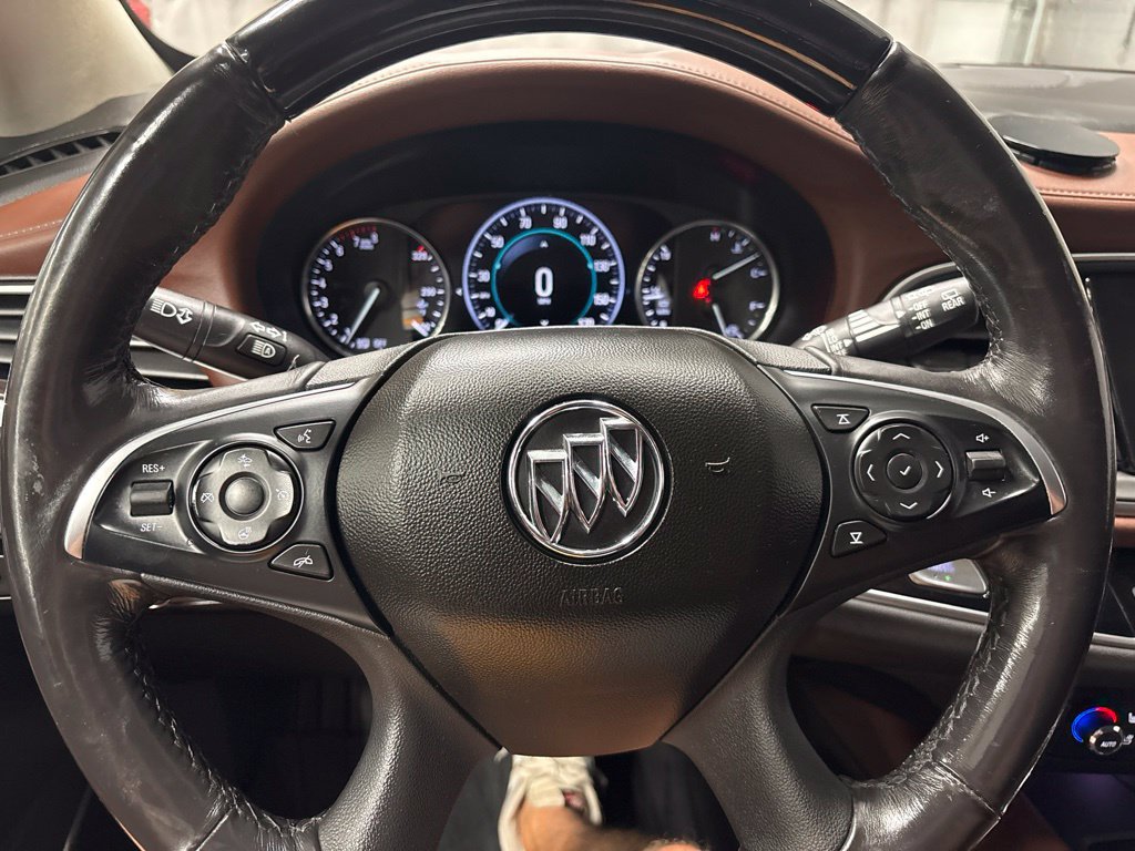 Used 2018 Buick Enclave Avenir w/ Avenir Technology Package AWD/4WD image 13