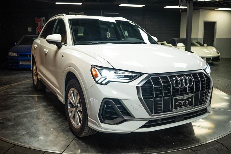 Used 2022 Audi Q3 2.0T Premium Plus w/ Premium Plus Package AWD/4WD image 5