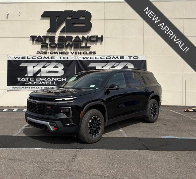Used 2025 Chevrolet Traverse Z71 AWD/4WD image 1