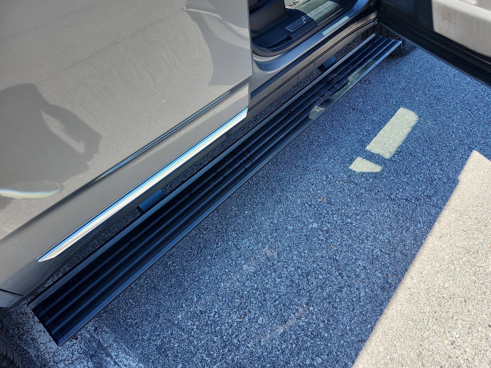 Certified 2025 GMC Yukon Denali w/ Sun & Power Step Package image 7