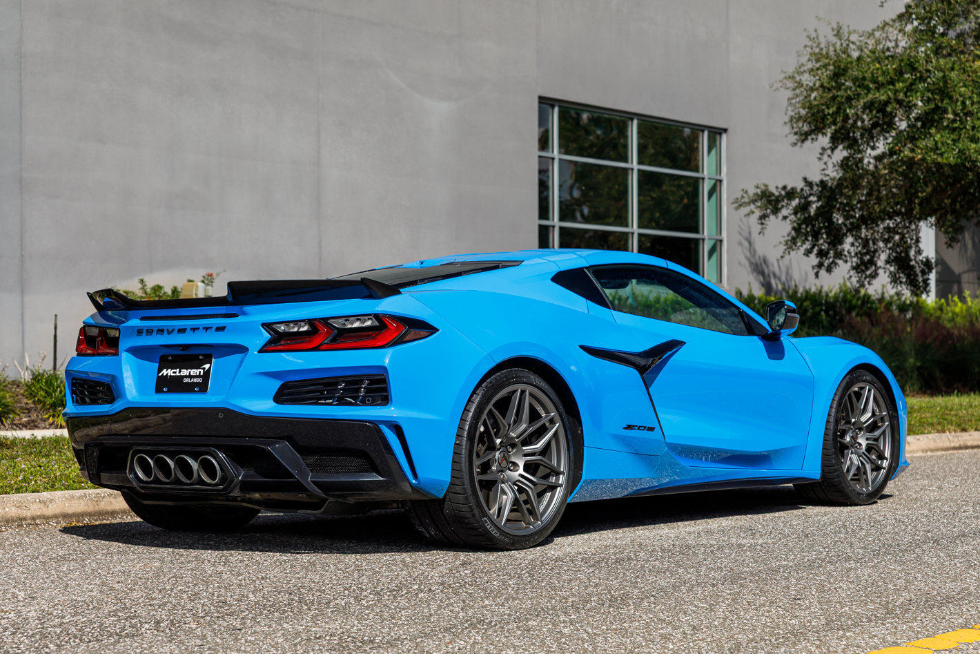 Used 2025 Chevrolet Corvette Z06 RWD image 50