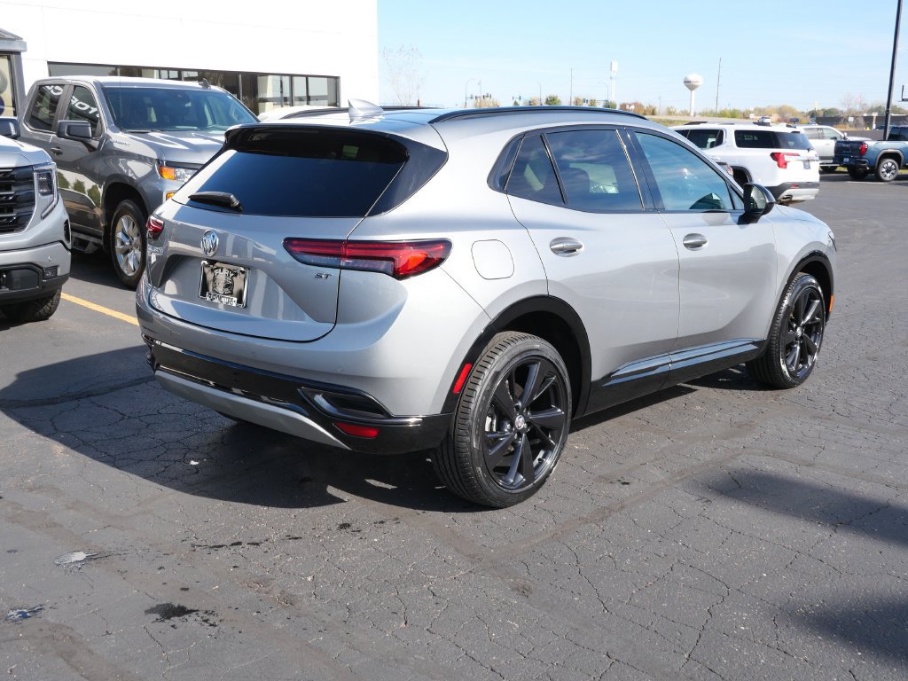 Used 2023 Buick Envision Essence w/ Sport Touring Package AWD/4WD image 12