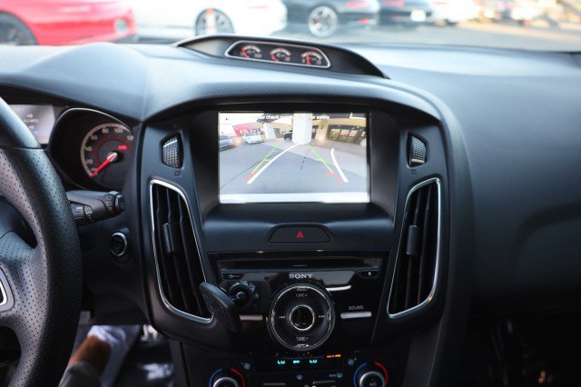 Used 2017 Ford Focus ST w/ Equipment Group 401A FWD image 32