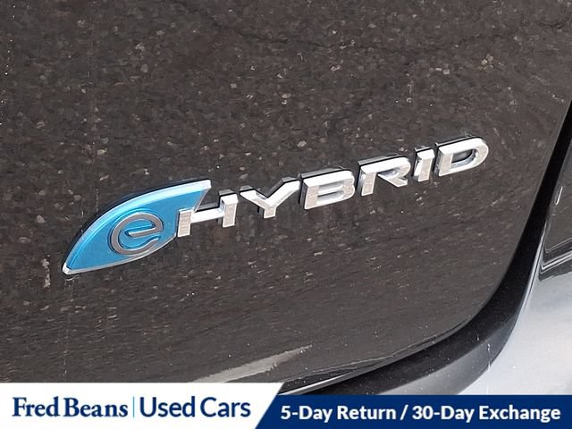 Used 2023 Chrysler Pacifica Limited FWD image 39