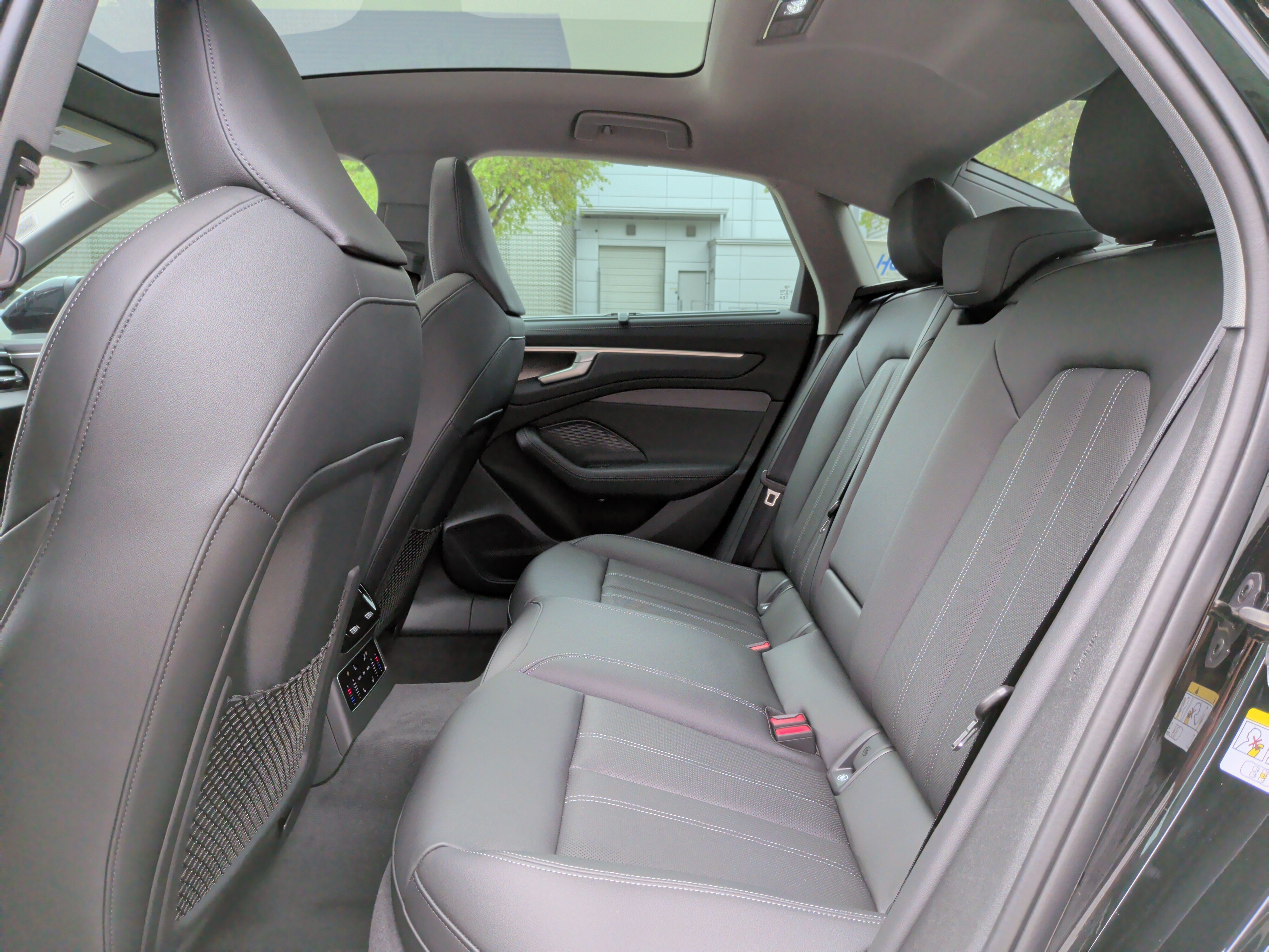 Used 2026 Audi A6 Premium Plus AWD/4WD image 33