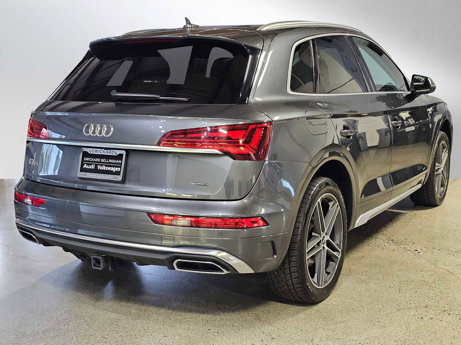Used 2022 Audi Q5 e Premium Plus w/ Premium Plus Package image 7