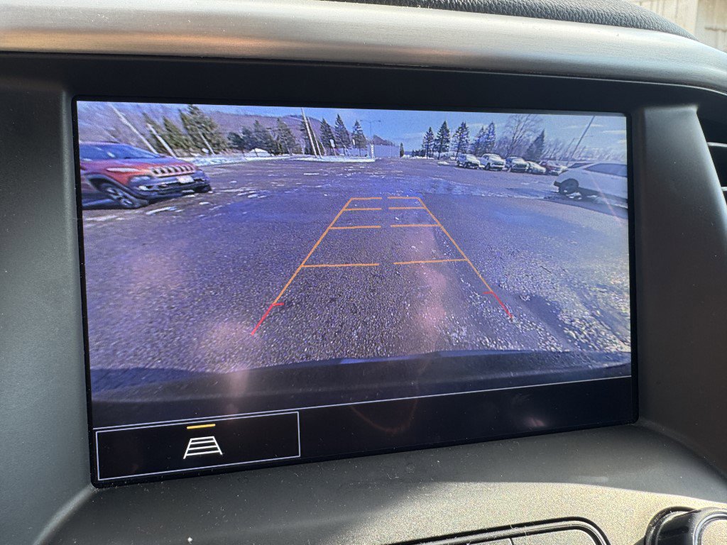 Used 2023 GMC Acadia SLT image 69