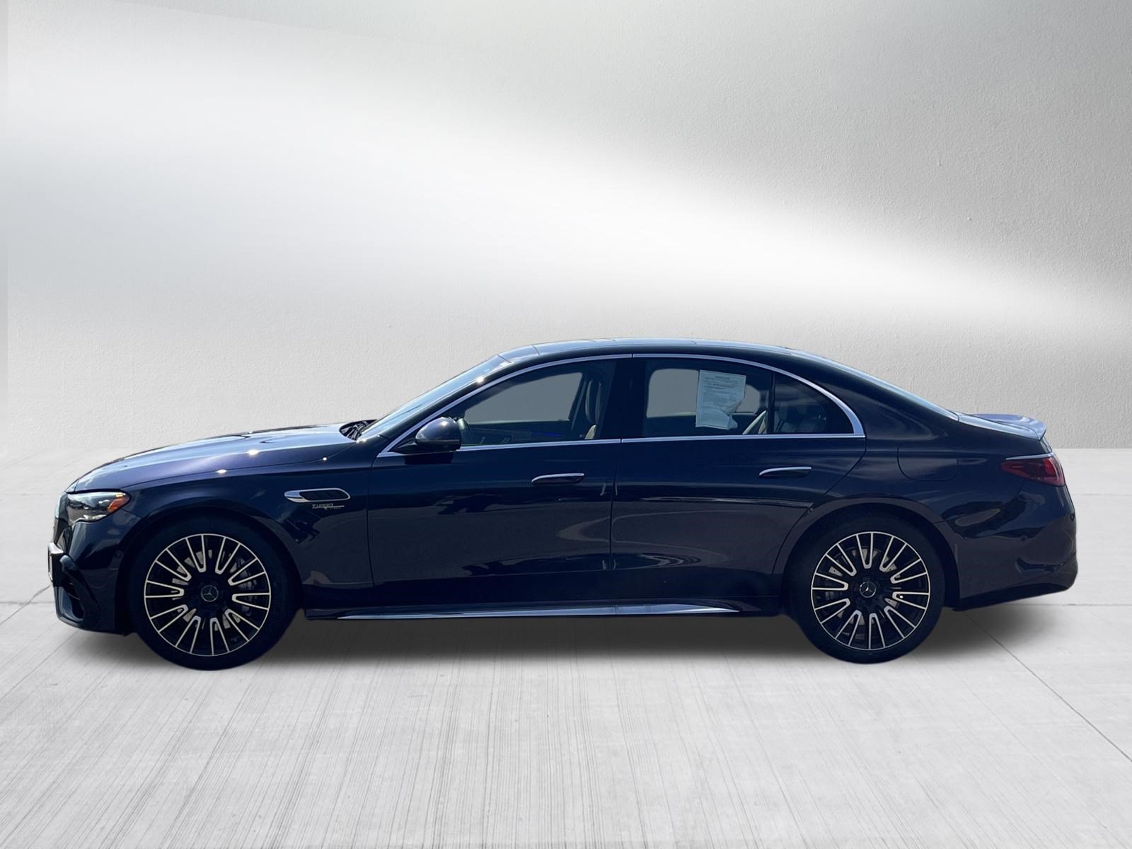 Used 2025 Mercedes-Benz E 53 AMG e 4MATIC Sedan image 4