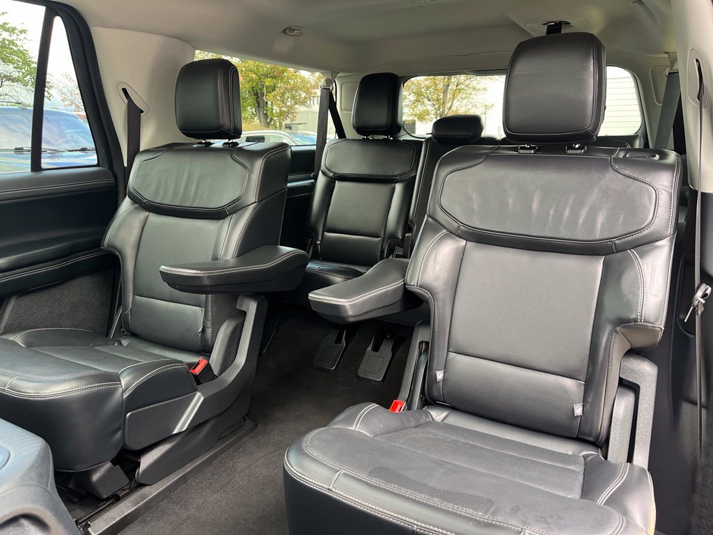 Certified 2025 Ford Expedition Max Platinum w/ Driver's Package AWD/4WD image 14
