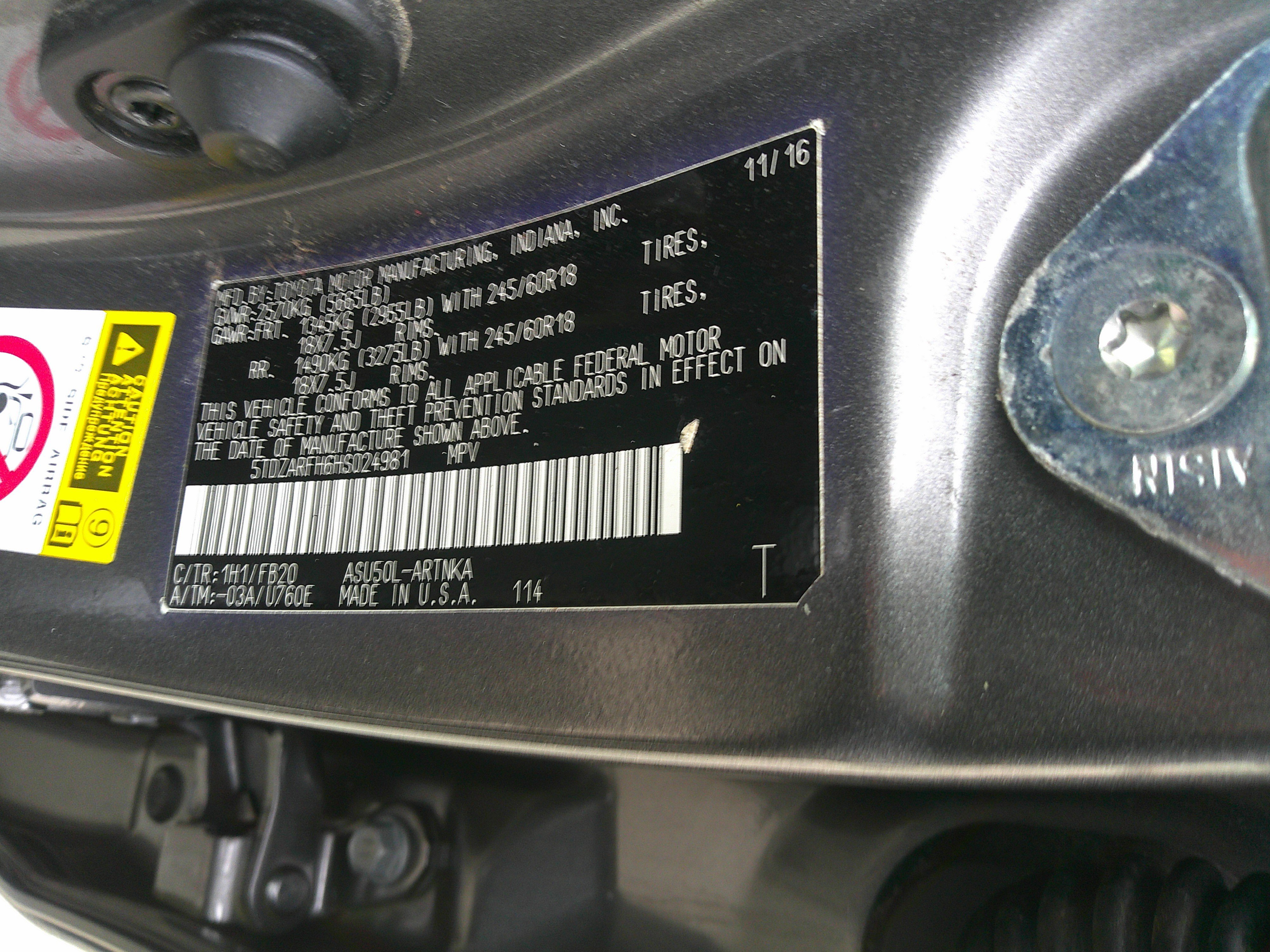 Used 2017 Toyota Highlander LE image 37