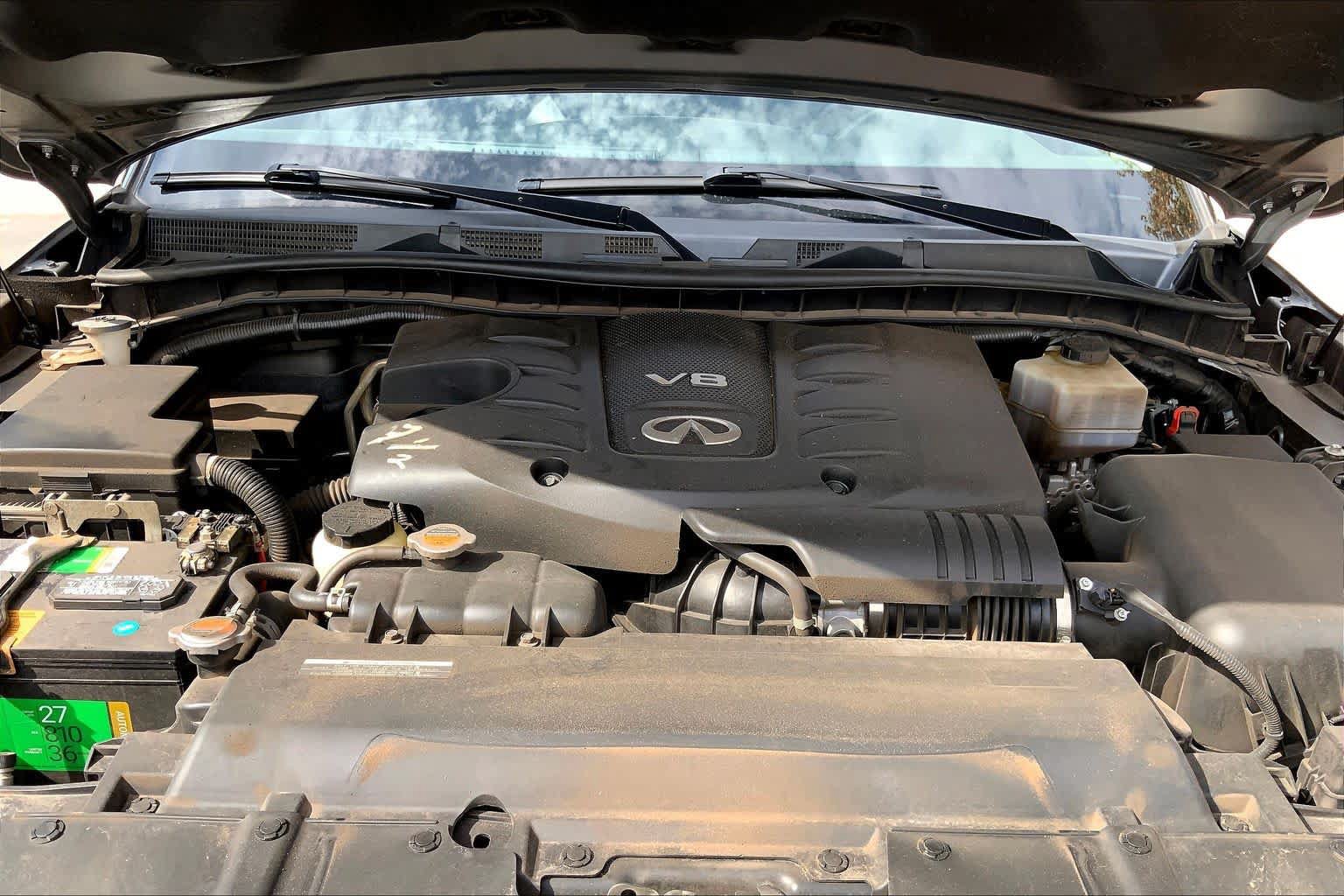 Used 2019 INFINITI QX80 Luxe w/ All-Season Package AWD/4WD image 29