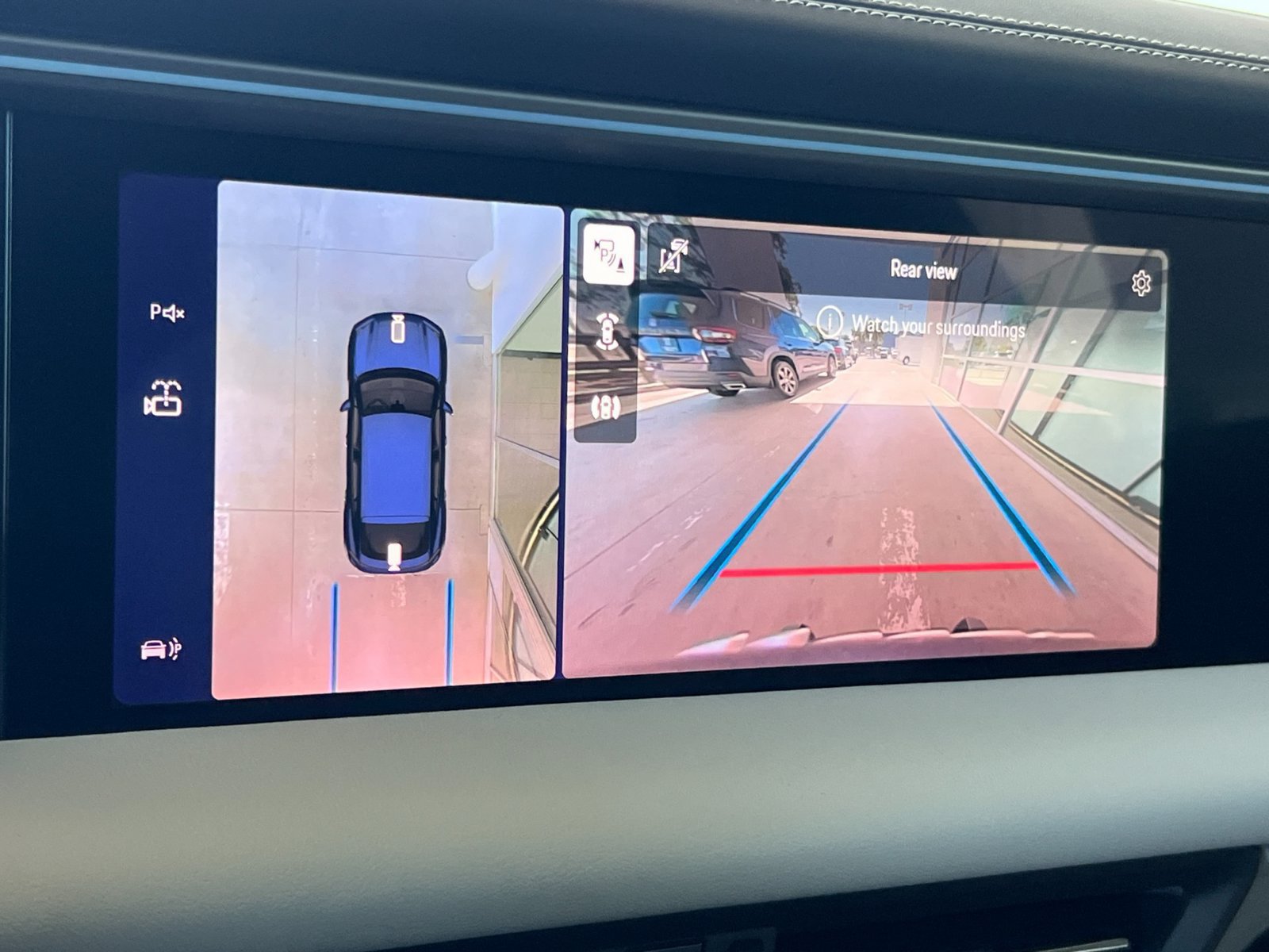 New 2026 Porsche Macan Electric RWD image 20