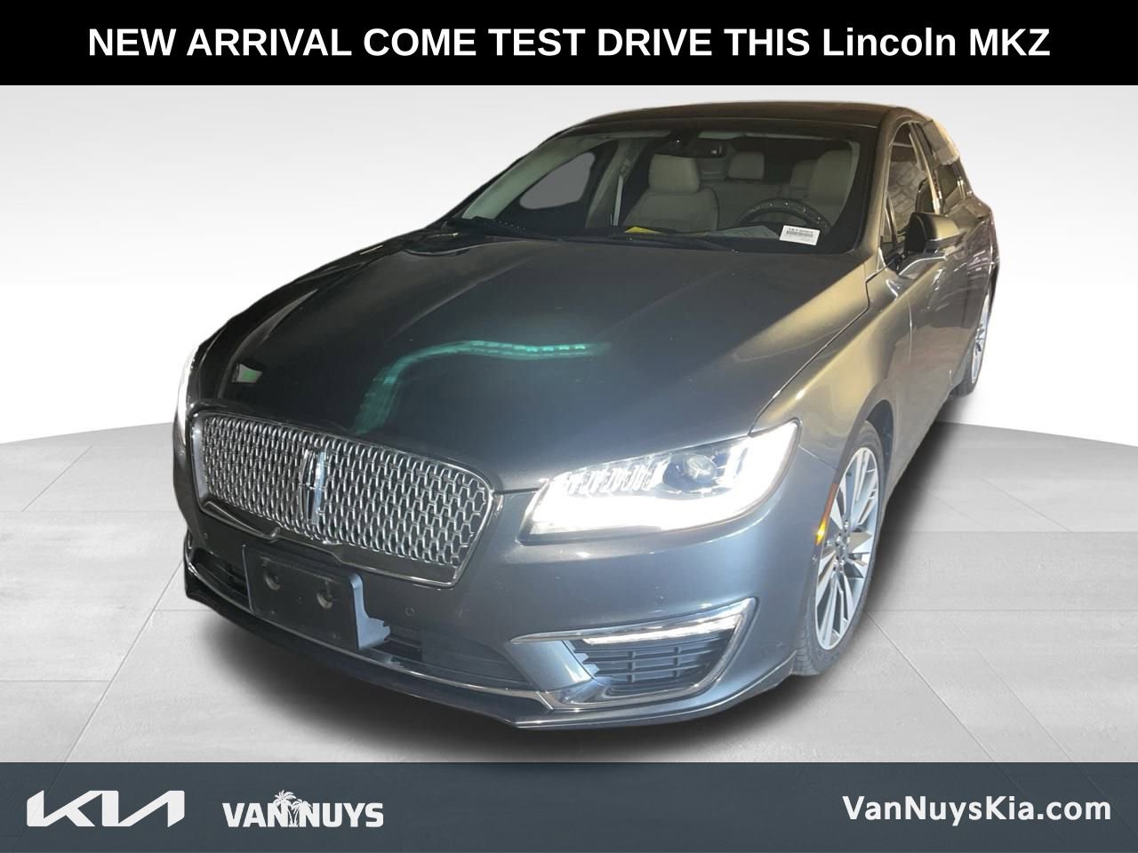 Used 2017 Lincoln MKZ Reserve w/ Technology Package image 2