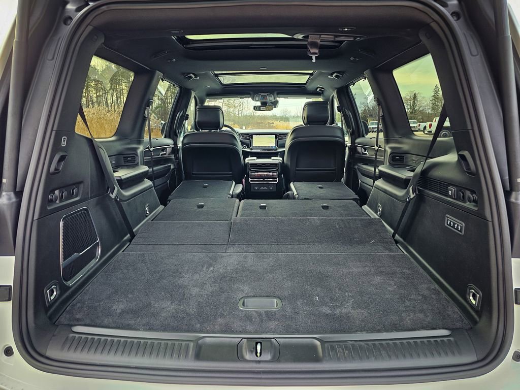 New 2025 Jeep Wagoneer Series III image 46