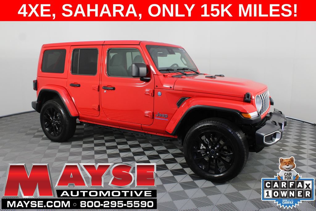 Used 2025 Jeep Wrangler Unlimited Sahara w/ Safety Group AWD/4WD image 1