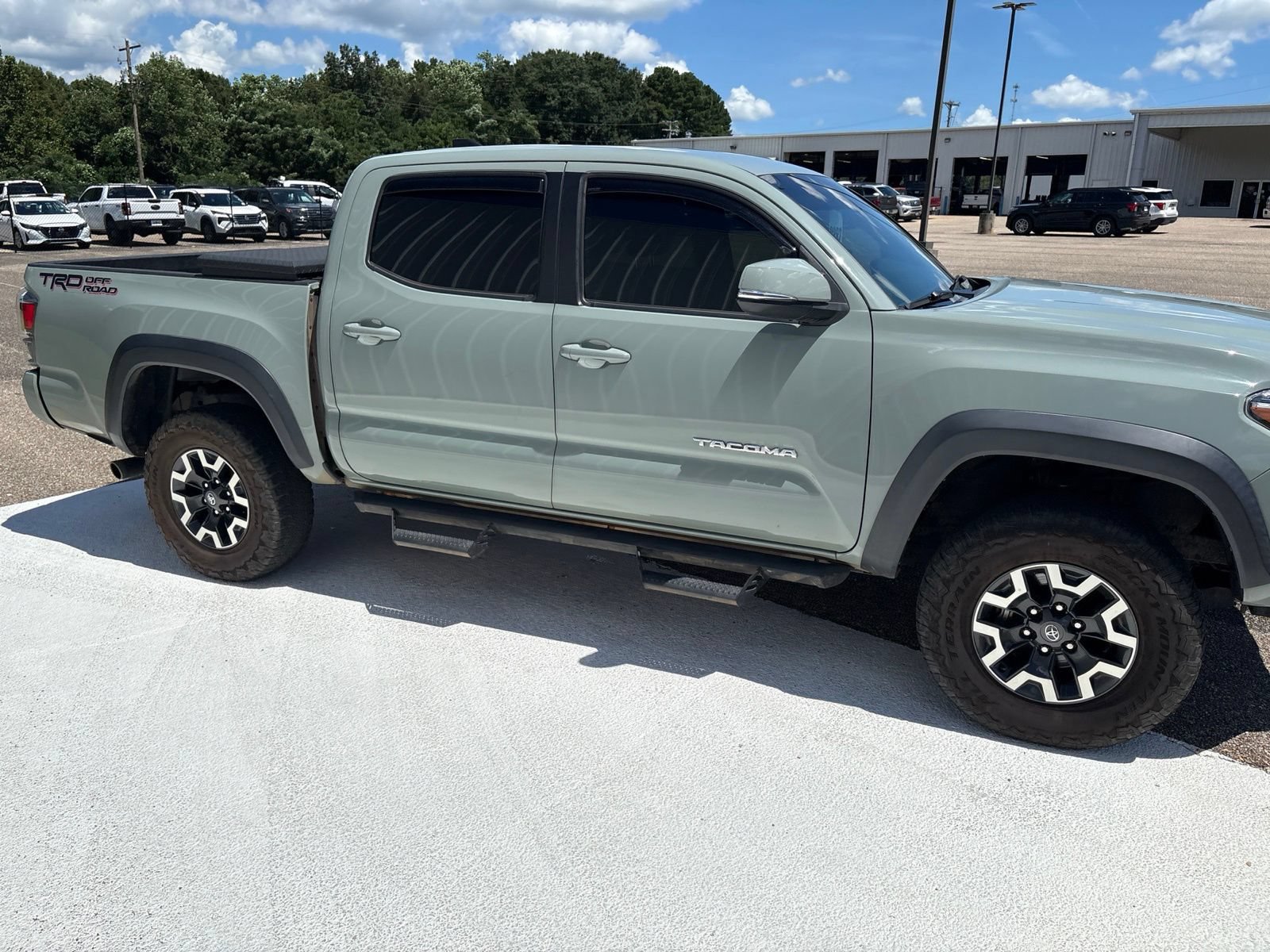 Used 2022 Toyota Tacoma TRD Off-Road w/ Technology Package RWD image 3