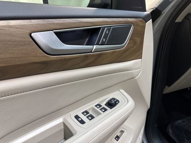 New 2026 Volkswagen Atlas SE image 12