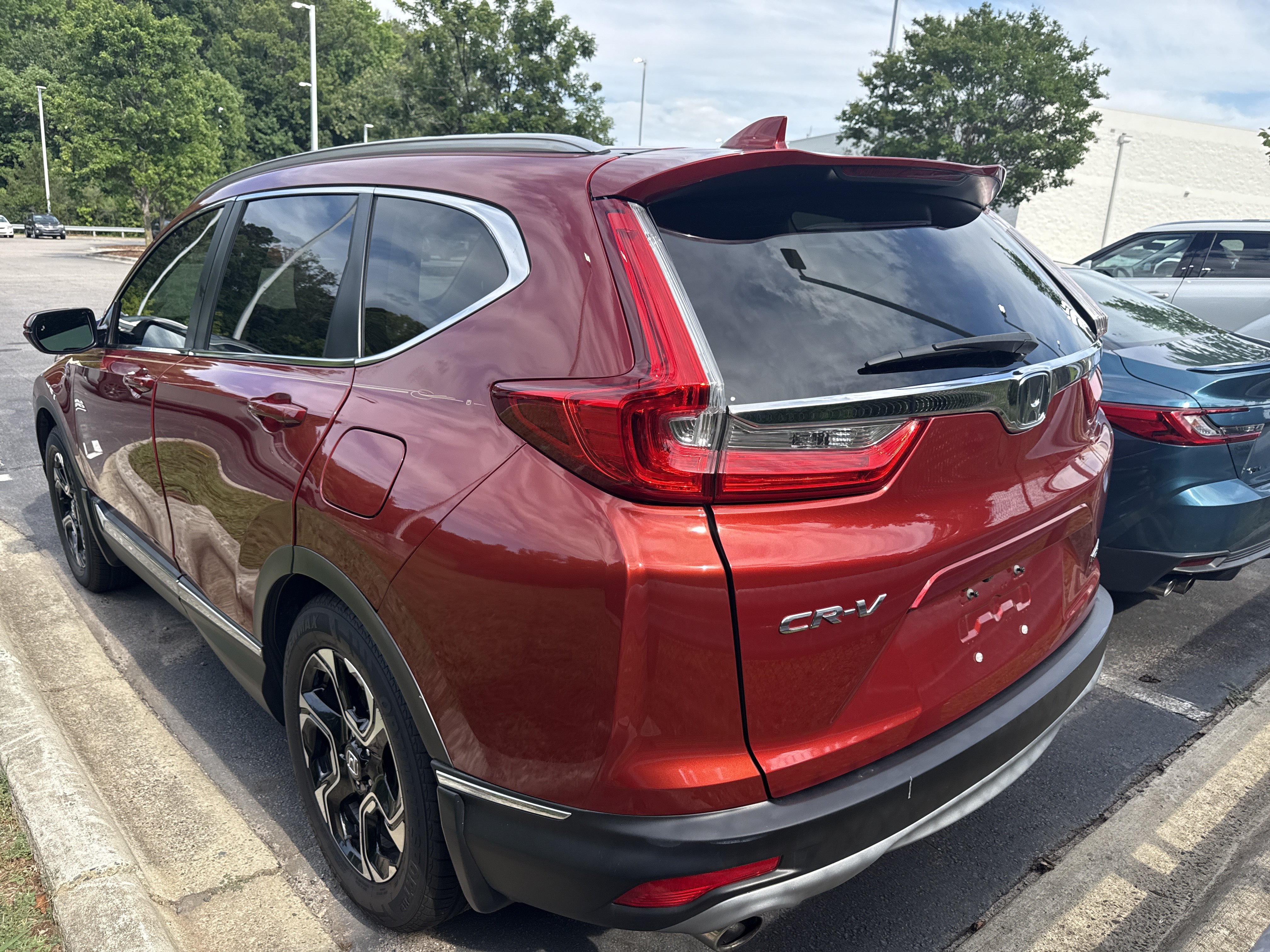 Used 2019 Honda CR-V Touring image 44