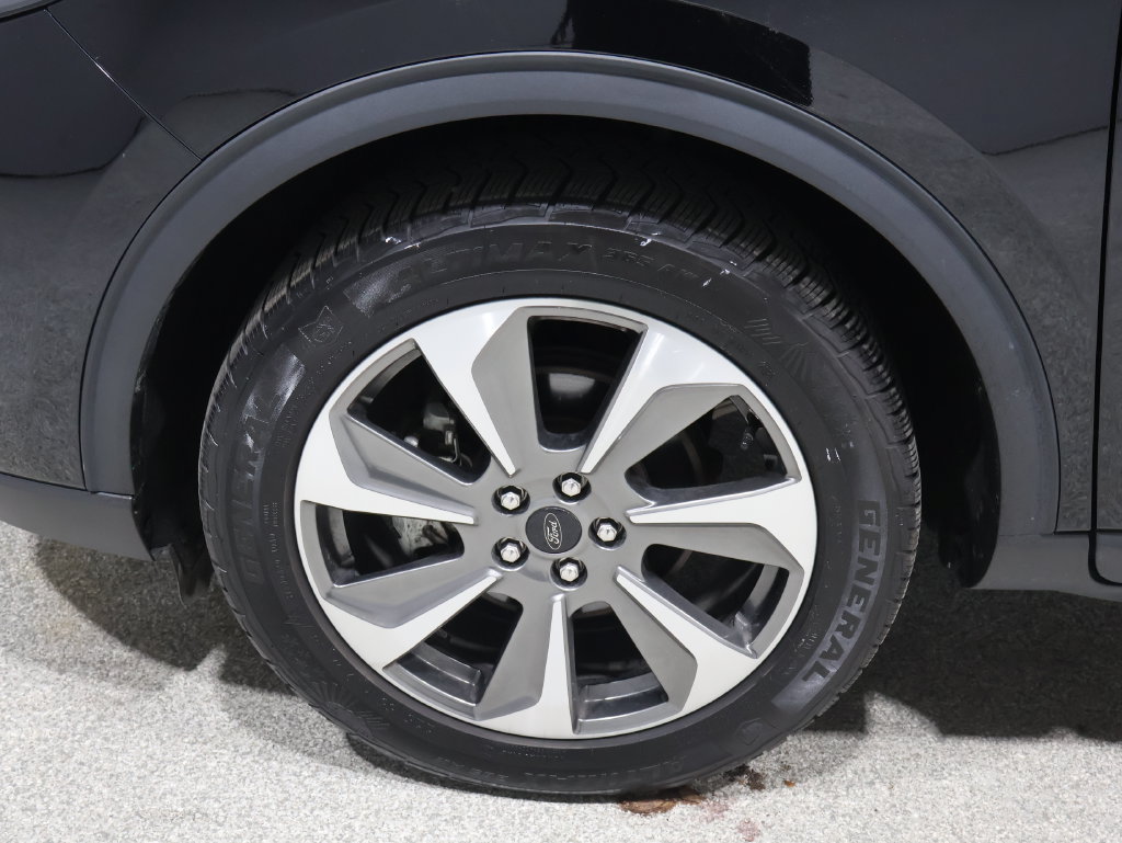 Used 2023 Ford Escape Platinum AWD/4WD image 9